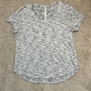 Lululemon top, size 12 💕